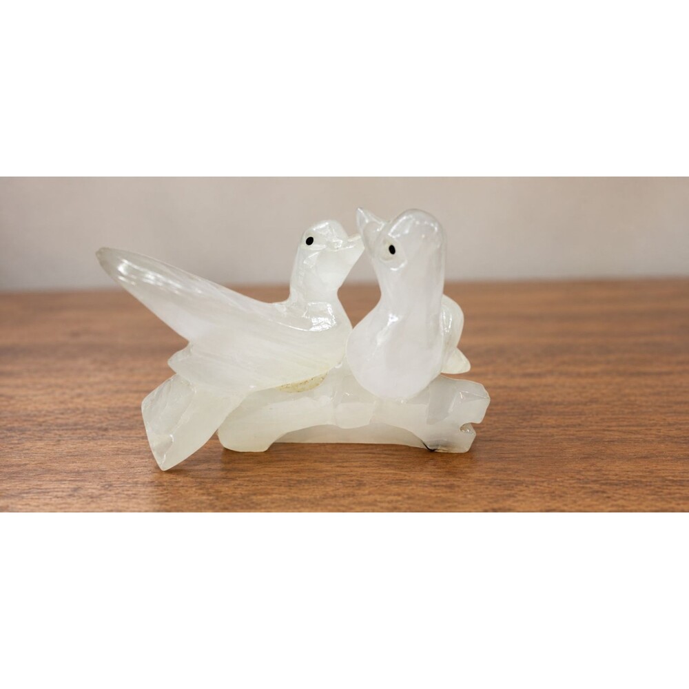 Vintage Hand Carved White Onyx Love Birds Doves on Branch Stone Figurine 4in